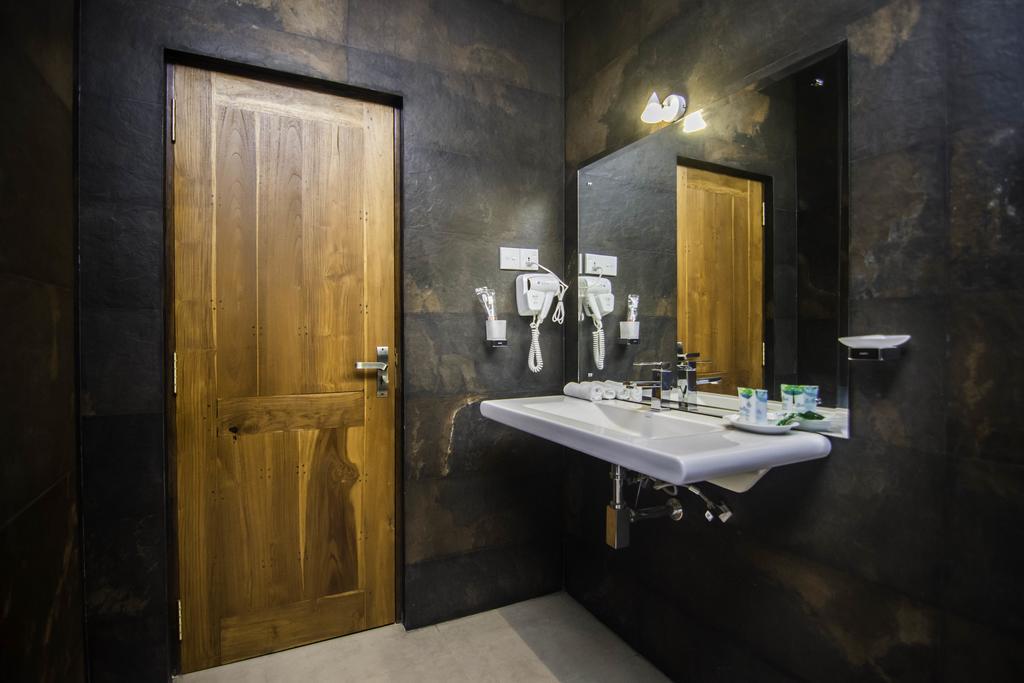 Rivora Residence Kandy Buitenkant foto