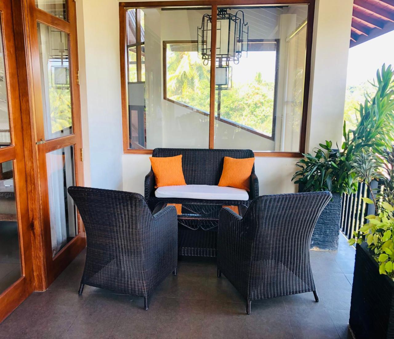 Rivora Residence Kandy Buitenkant foto