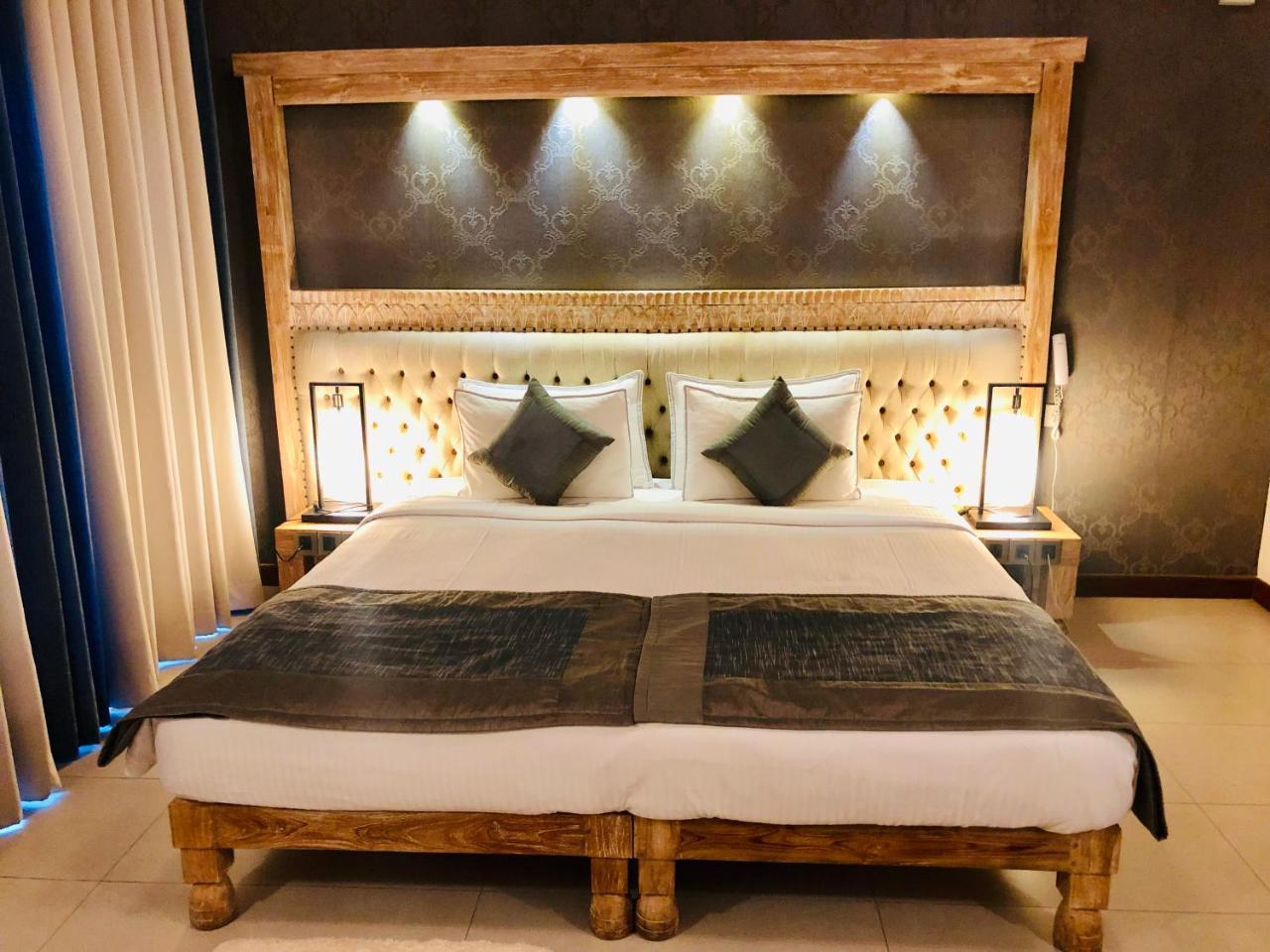 Rivora Residence Kandy Buitenkant foto